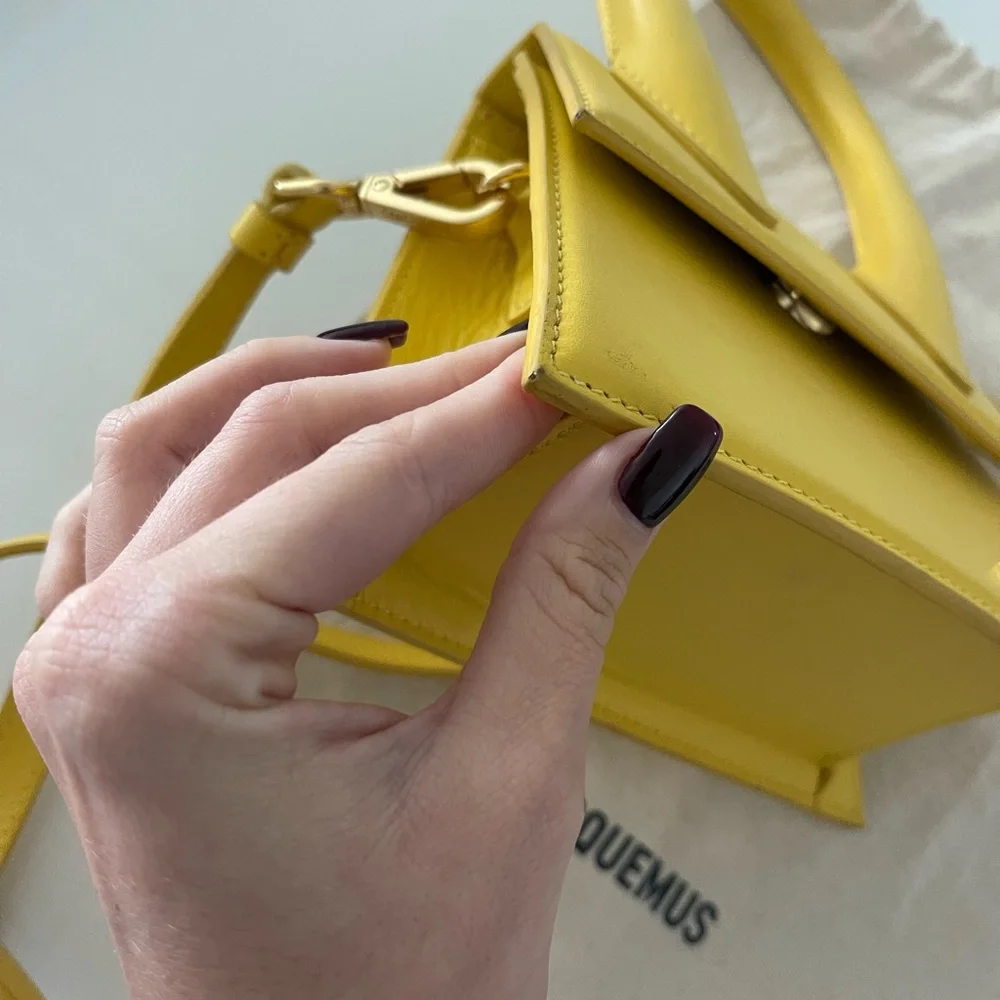 SOLD!!! Jacquemus Le Chiquito Moyen bag authentic with receipt - Picture 4 of 16